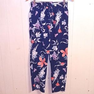 Cute floral pattern pants